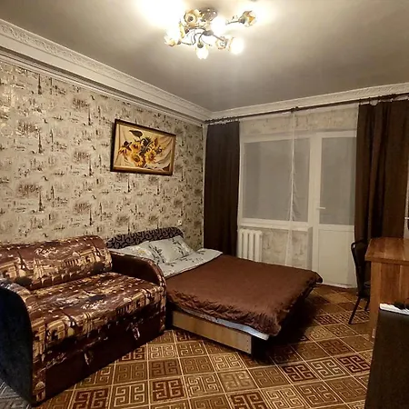 2 Bedroom Metro Vasilkovskaya *