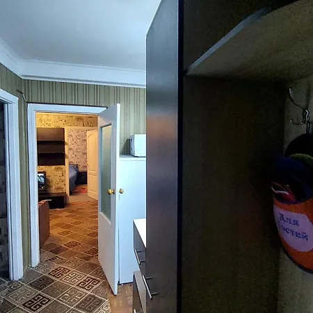 Apartment 2 Bedroom Metro Vasilkovskaya *